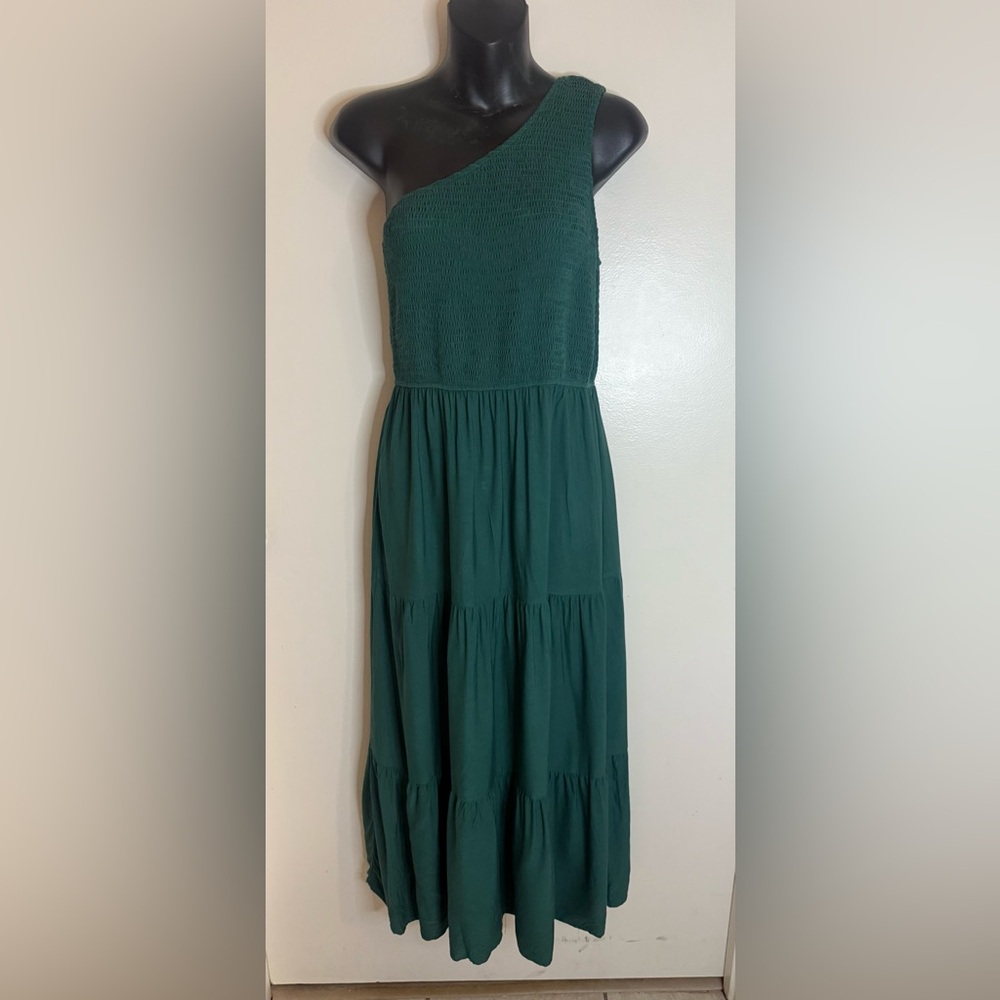 Elegant Strapless Green Dress